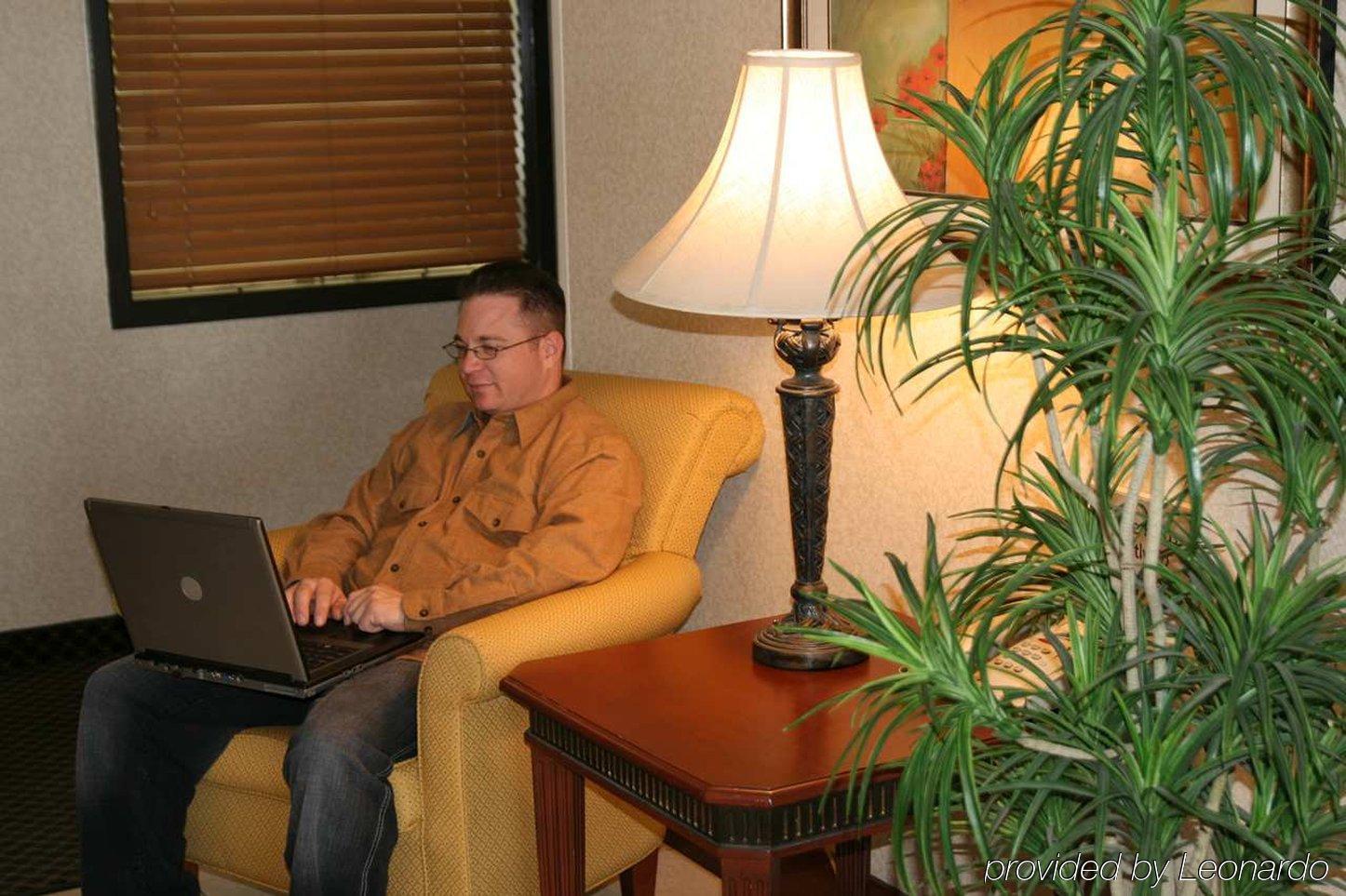 Surestay By Best Western Forsyth Decatur Ruang foto