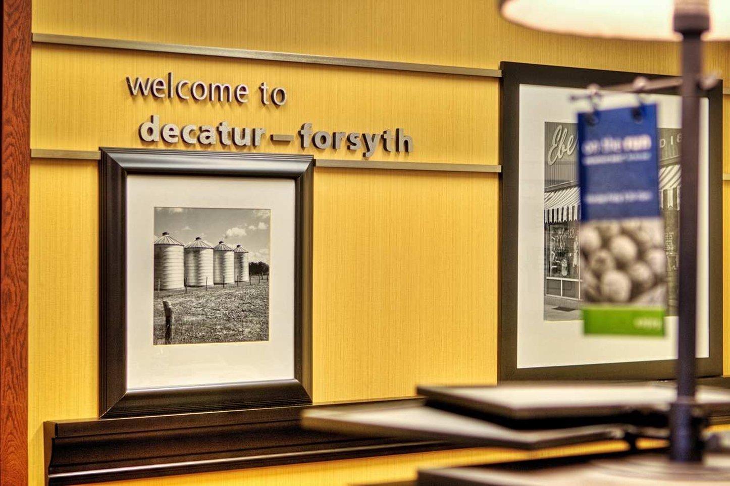Surestay By Best Western Forsyth Decatur Bagian luar foto